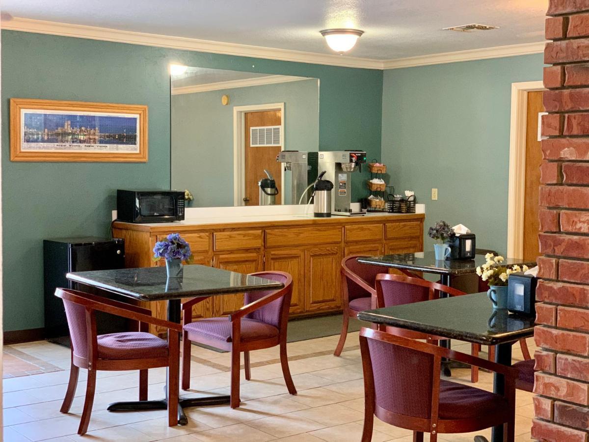 Candlelight Inn & Suites Hwy 69 near McAlester Eksteriør bilde